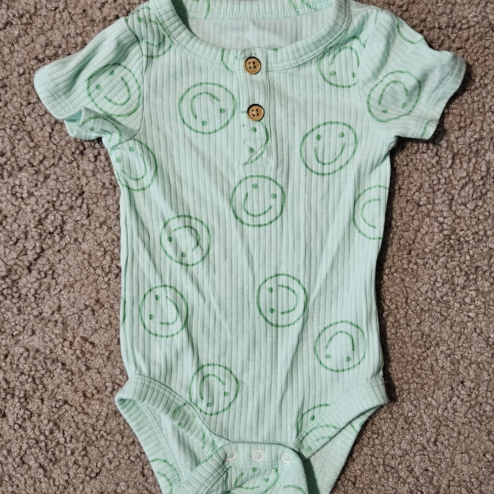 Cat & Jack Mint Smiley Face Bodysuit